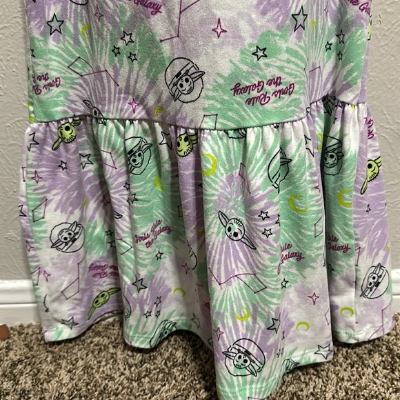 Bundle of 2 Star Wars dresses - Picture 3 of 10